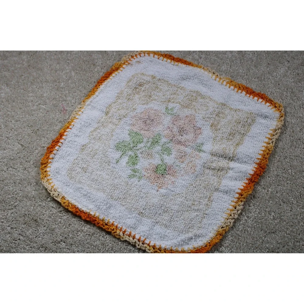 Vintage Handmade Crochet Edge‎ Washcloths Set of 2 Floral 12in Bathroom Towels
